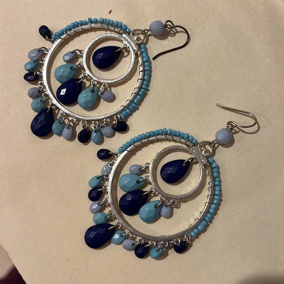 Beaded earrings - Picture 2 of 2